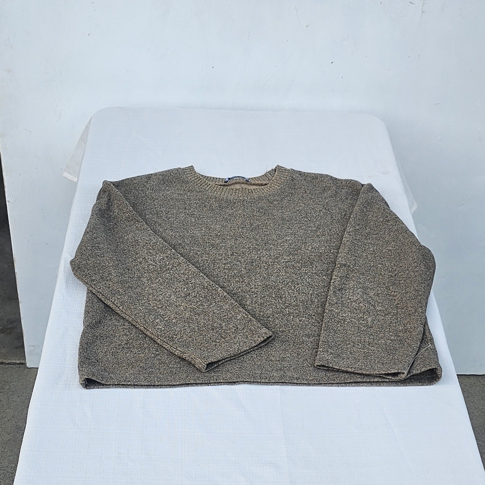 Zara Men's Tan Crewneck Sweater